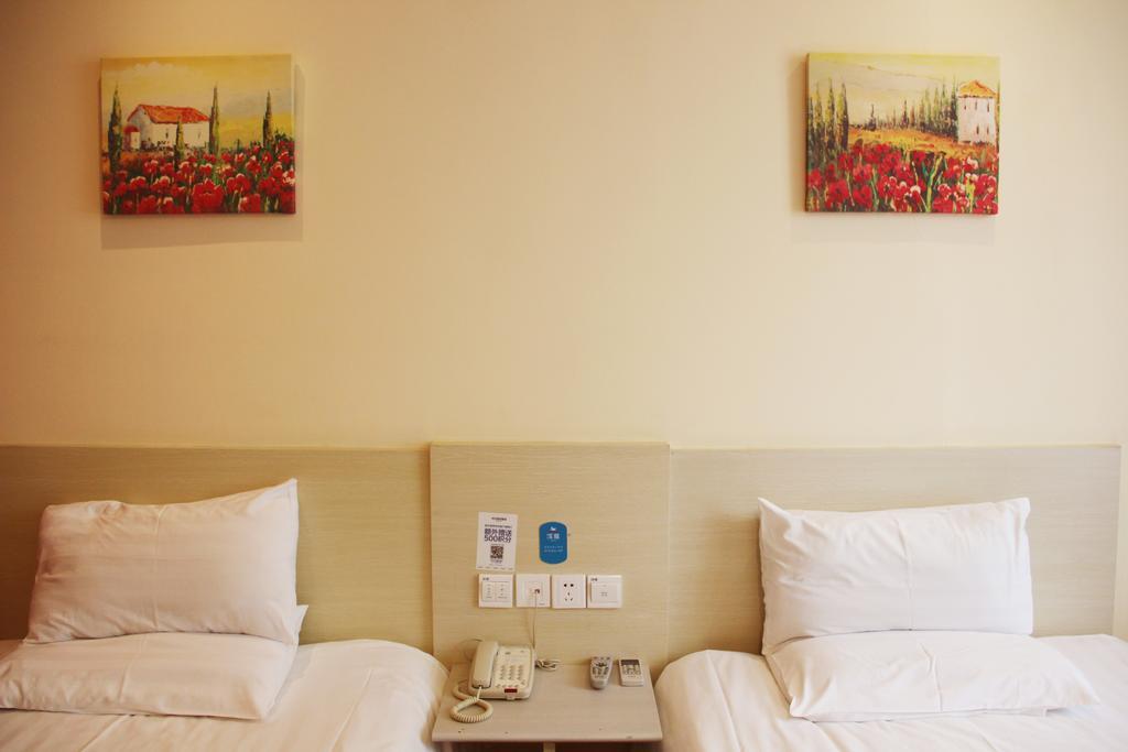 Hanting Hotel Liaocheng Bus Station Номер фото