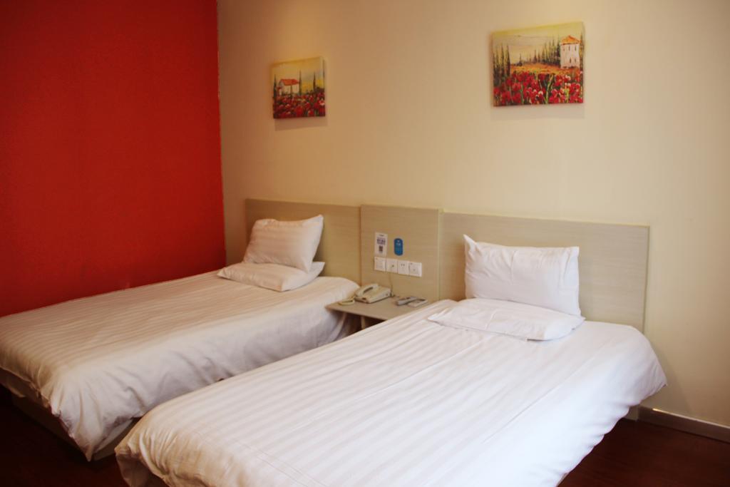Hanting Hotel Liaocheng Bus Station Номер фото